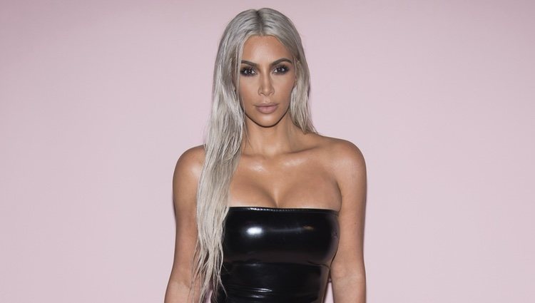 La piel de Kim Kardashian combina con multitud de colores