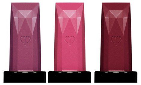 Tres tonalidades de las nuevas barras de labios de Clé de Peau