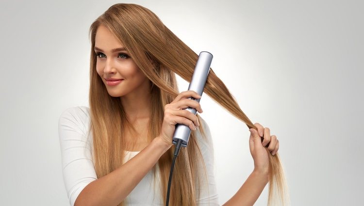 Si vas a utilizar la plancha a diario, deberás comprar una profesional para evitar dañar el cabello