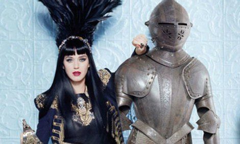 Katy Perry presenta 'Royal Revolution'