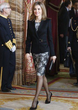 La Reina Letizia durante una reunión en La Zarzuela con el patronato de la Fundación Príncipe de Girona.