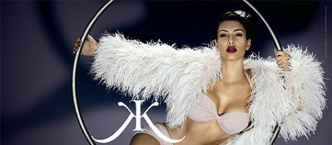 'True Reflection' es la nueva fragancia de Kim Kardashian
