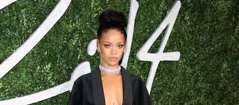 Rihanna quiere lanzar su propia firma de belleza