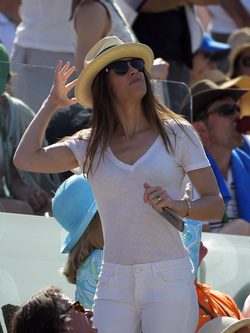 Hilary Swank en partido de tenis