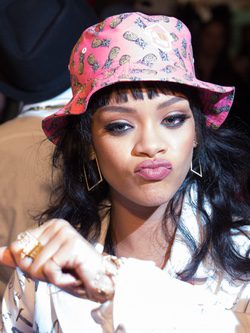 Rihanna en la ceremonia de apertura de la 'M$$ X WT' en 2015