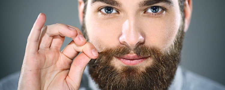 El aceite sirve también para cuidar la piel que hay bajo la barba