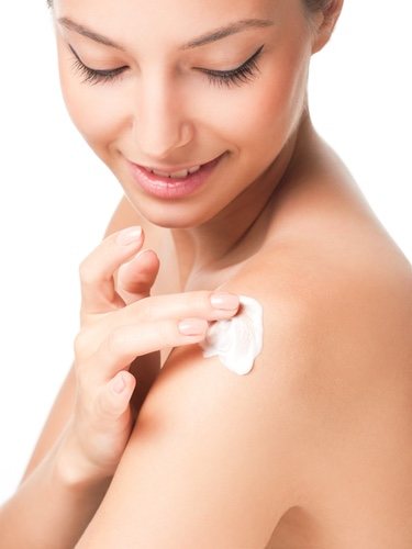 Creams containing vitamin C can rejuvenate the skin