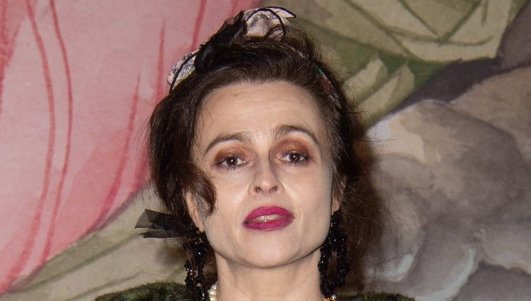 Helena Bonham Carter tan excéntrica como siempre