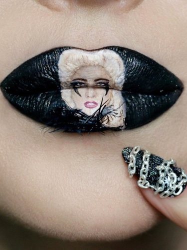 Maquillaje de la nueva línea de maquillaje Haus Laboratories de Lady Gaga | Foto: Haus Laboratories