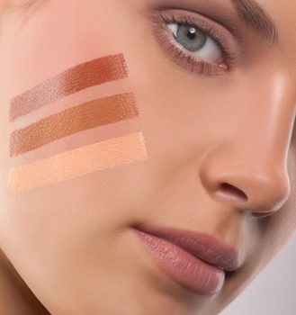 Makeuplocalypse: "El error más común es utilizar una base de maquillaje de un tono inadecuado"