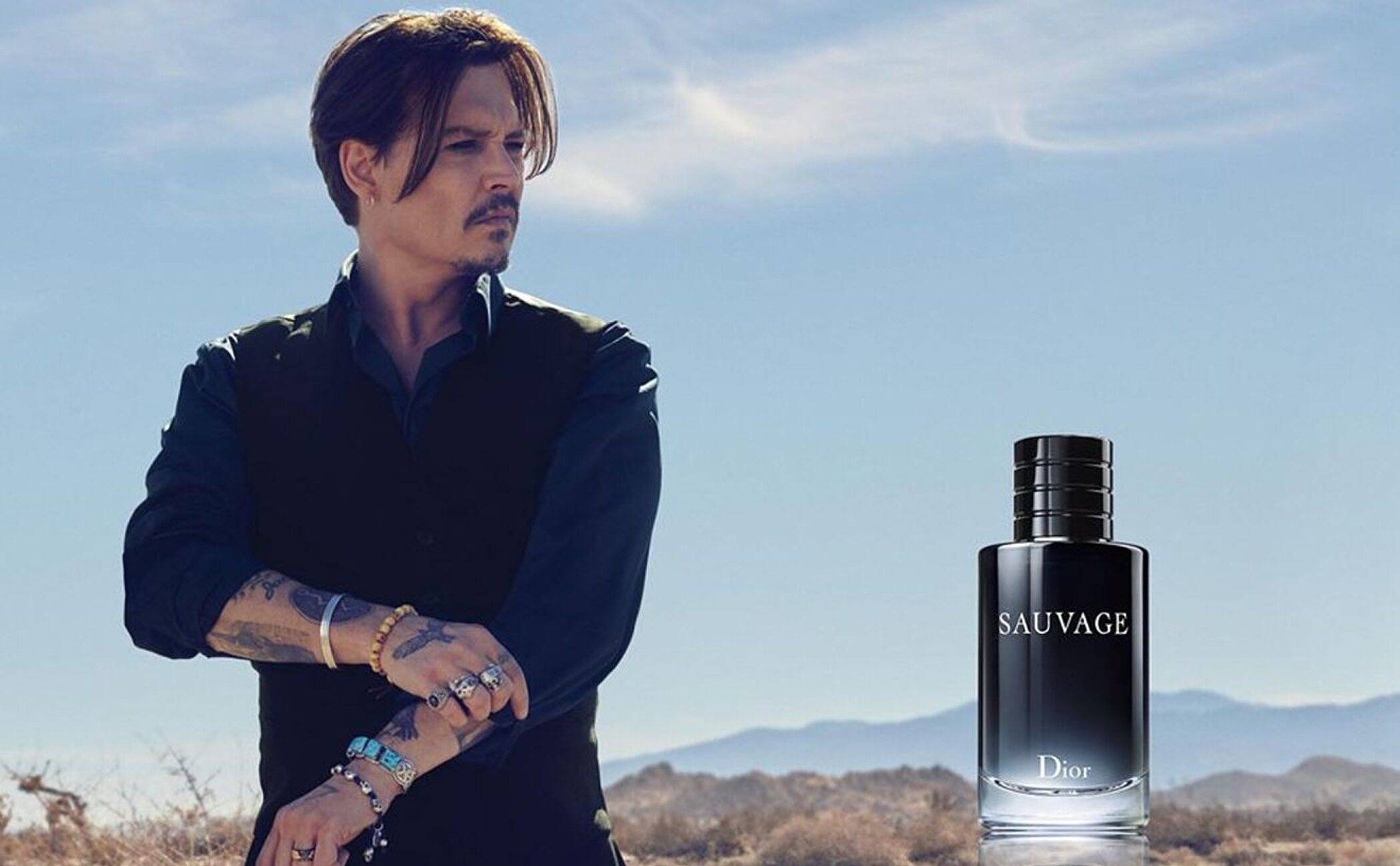 Johnny Depp vuelve a ser imagen de 'Sauvage' de Dior con el contrato más alto en historia de las fragancias masculinas