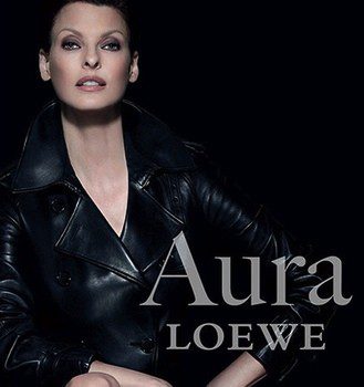 Ve la luz la campaña de Linda Evangelista para presentar 'Aura' de Loewe