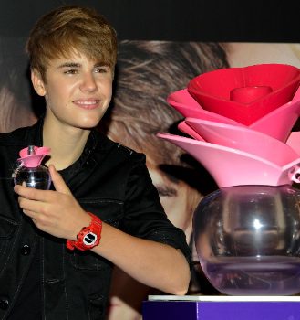 Justin Bieber nos regala el perfume 'Someday' para estas navidades
