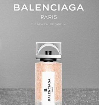 Alexander Wang crea su primer perfume para Balenciaga bajo el nombre 'B Balenciaga'