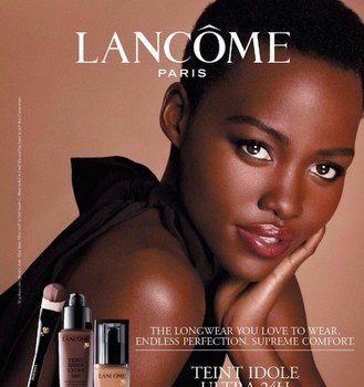 Lupita Nyong'o y su perfecta piel de ébano posan en la primera campaña para Lancôme