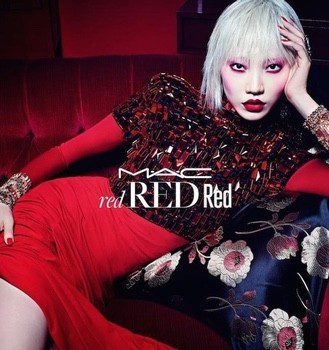 MAC presenta 'Red Red Red', el maquillaje perfecto para estas fechas