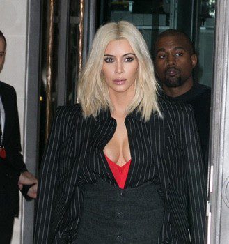 Kim Kardashian y otras famosas que se han pasado al rubio repentinamente