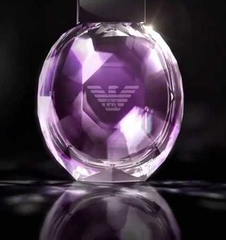 Ella Eyre sustituye a Beyoncé como imagen del perfume 'Diamonds' de Armani