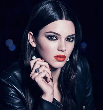 Kendall Jenner presume de mirada de impacto con lo nuevo de Estée Lauder