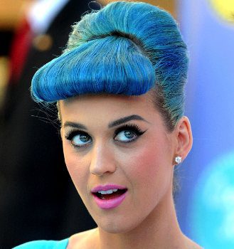 Katy Perry crea una línea de pestañas postizas
