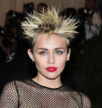 Los peores peinados de Miley Cyrus