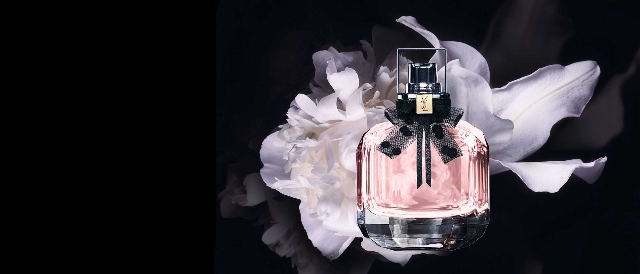 Yves Saint Laurent lanza una reedición de su clásico perfume inspirado en París, 'Mon Paris Eau de Toilette'