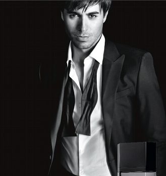 Enrique Iglesias será la imagen del nuevo perfume de Azzaro