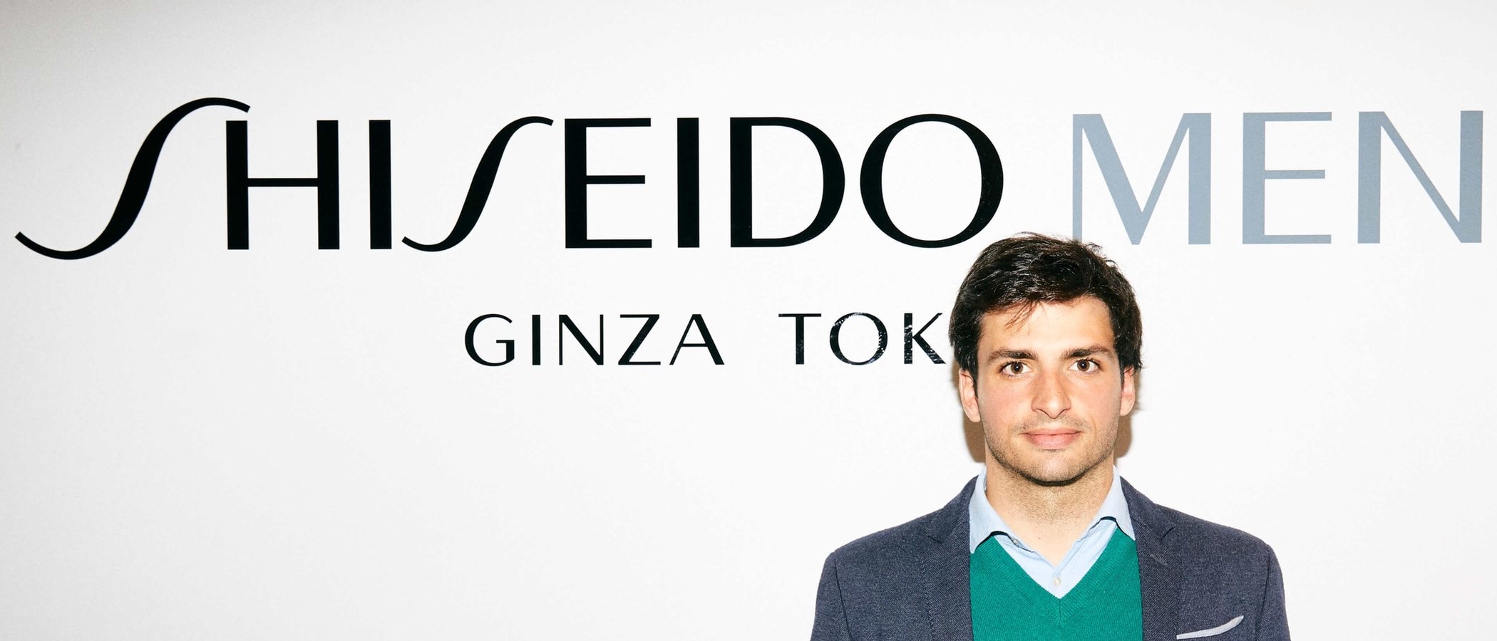 Carlos Sainz presenta 'Total Revitalizer' de Shiseido, cuidado completo para el rostro