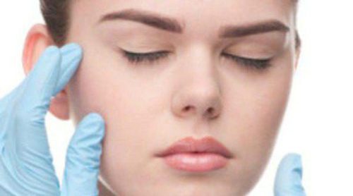 El lipolifting, lo último en cirugía estética para eliminar las arrugas de cuello y cara