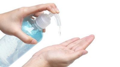 Nivea se suma a la lucha contra el CoVid19 fabricando gel desinfectante
