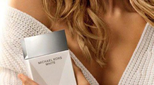 Michael Kors lanza un nuevo perfume, 'White', en edición limitada