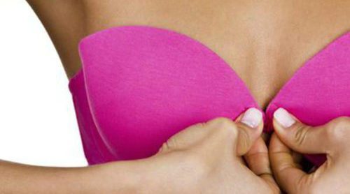6 beneficios de tener los pechos pequeños