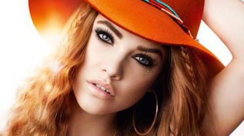 L'Oréal presenta su máscara de pestañas más hippie con 'Miss Hippie'
