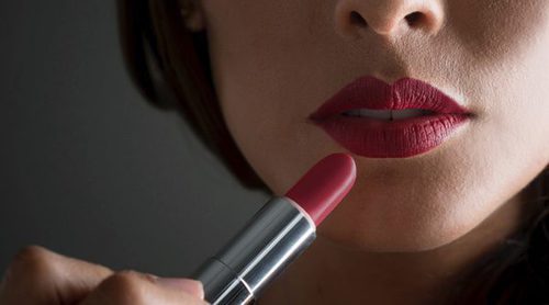 Pintalabios mate: labios perfectos sin brillo
