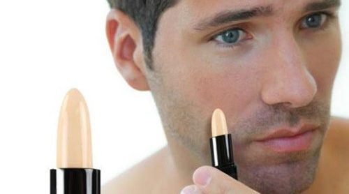 Asos presenta MMUK, su primera línea de maquillaje para hombres
