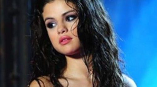 La cantante Selena Gomez presenta su primera fragancia