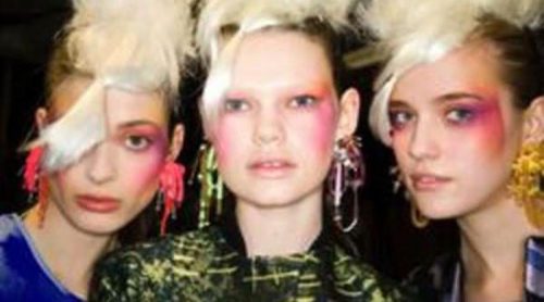 Colores flúor en la nueva línea de maquillaje de Topshop de la mano de Louise Gray