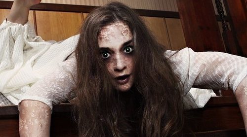 Maquillaje niña del exorcista para Halloween