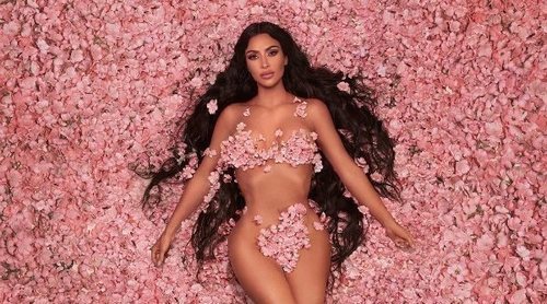 Kim Kardashian presenta 'Classic Blossom', la nueva colección de maquillaje de KKW Beauty