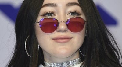 Maquíllate como Noah Cyrus