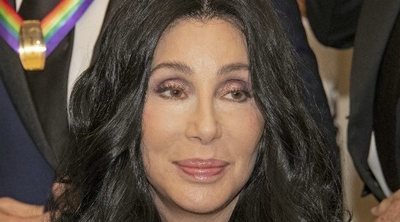 Maquíllate como Cher