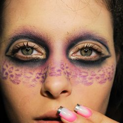Maquillaje con máscara de leopardo para Halloween 2011