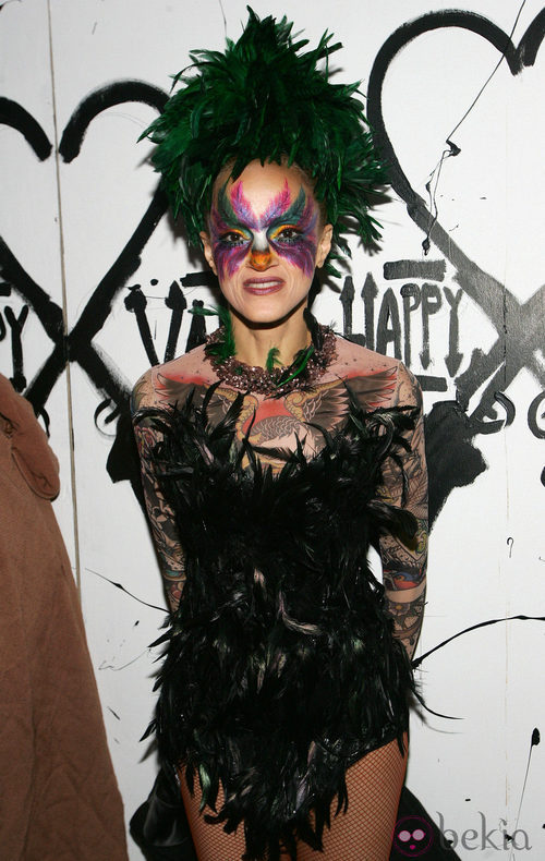 Maquillaje para simular una máscara de colores en Halloween 2011