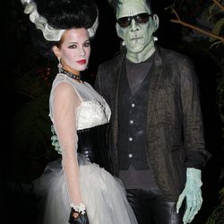 Maquillaje de la novia de Frankenstein para Halloween 2011