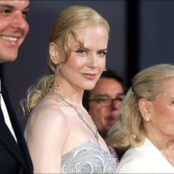 Nicole Kidman con una coleta con rizos
