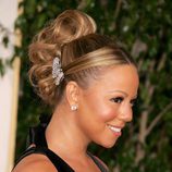 Mariah Carey con un peinado de rulos
