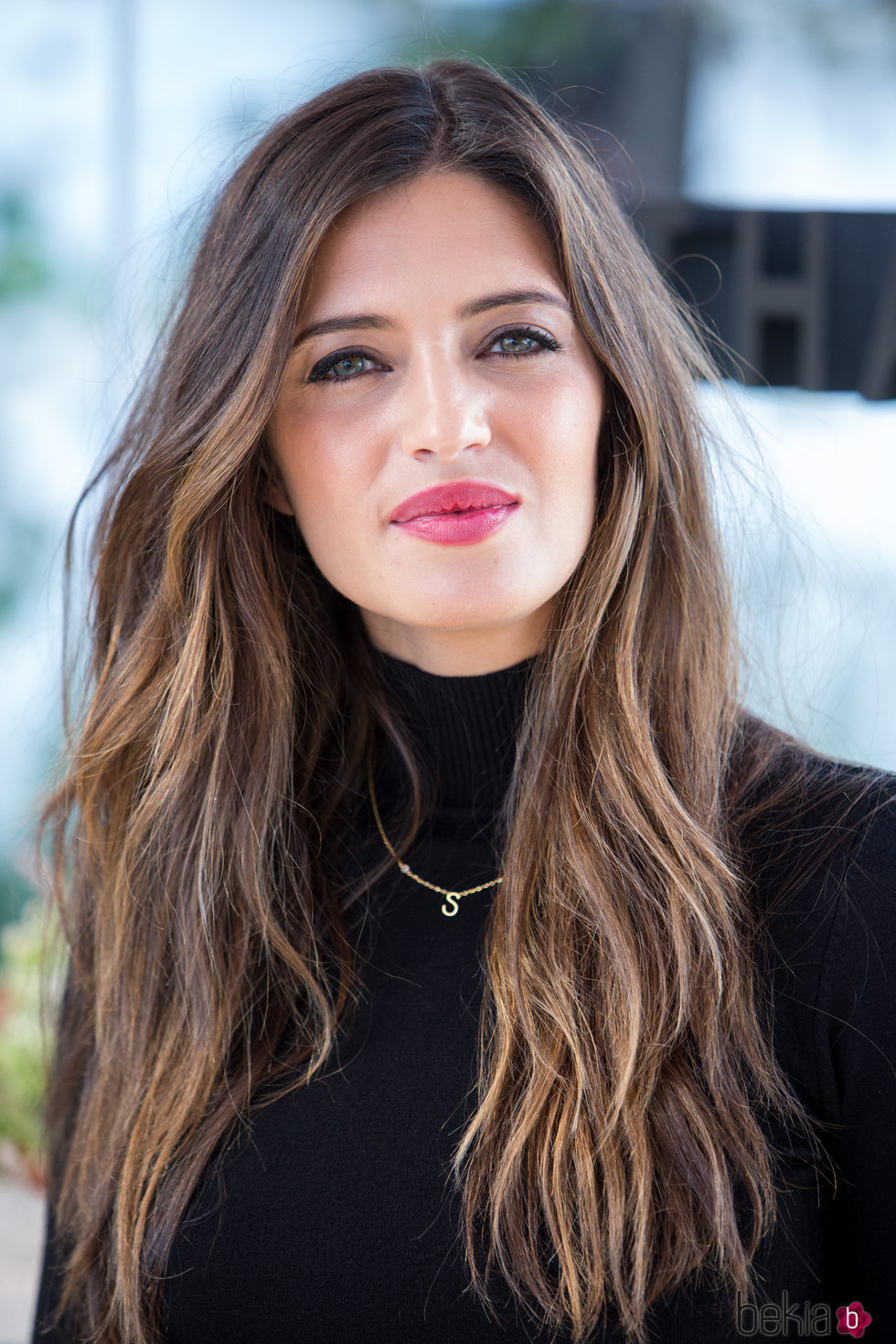 Sara Carbonero centra la atención de su maquillaje en sus labios