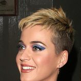 Katy Perry opta por un gloss marrón
