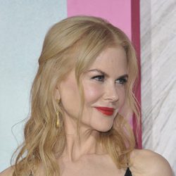 Nicole Kidman con mechones recogidos