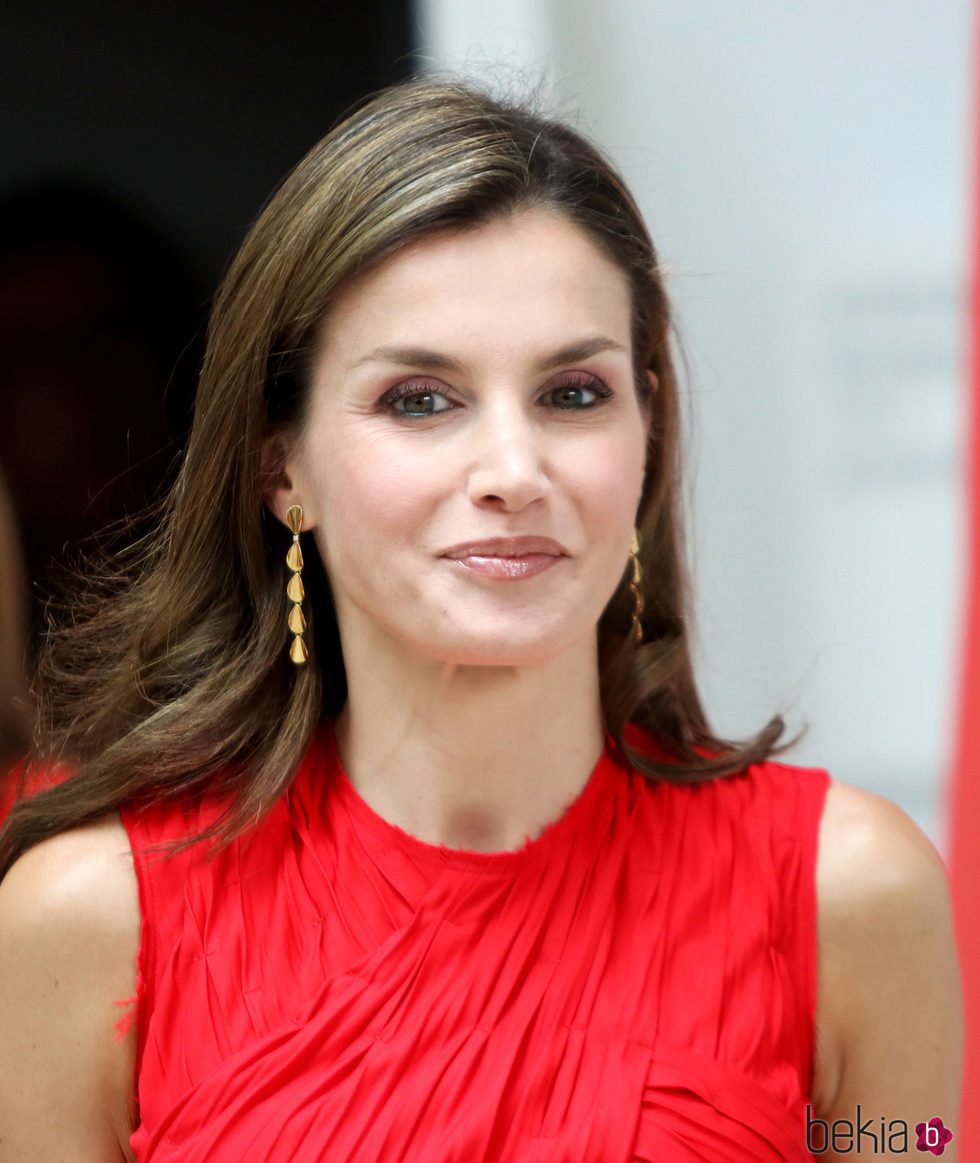 La Reina Letizia con un maquillaje cobrizo